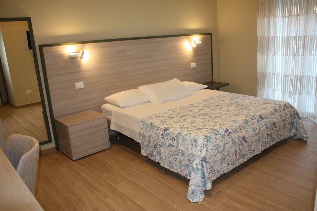 Casa Del Sole Hotel Сиракуза Екстериор снимка